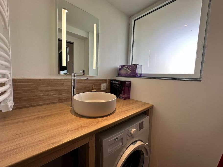 Appartement Moderne Avec Jardin Et Parking Vannes Exterior photo